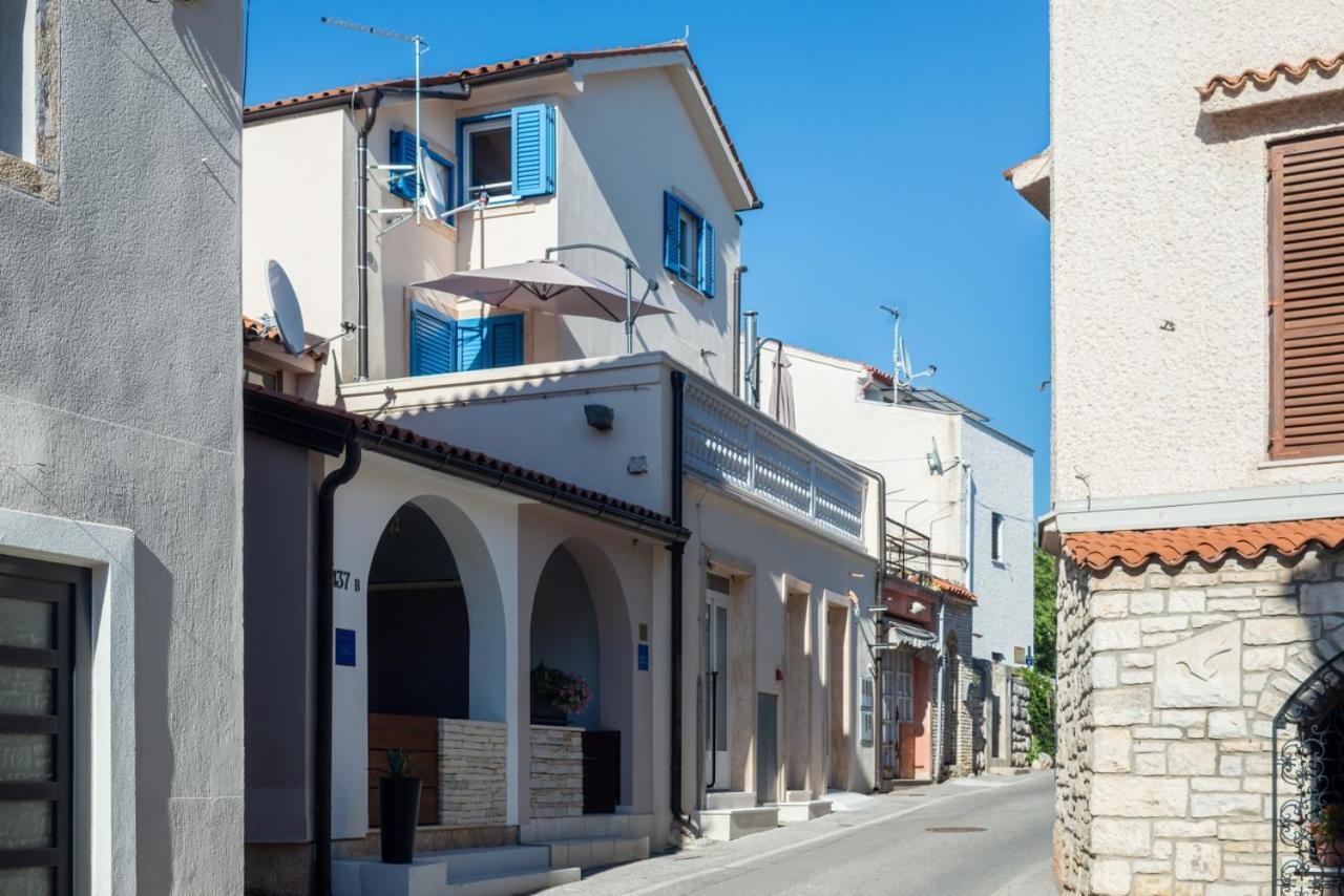 Apartments Cro Adria Stay Medolino Esterno foto